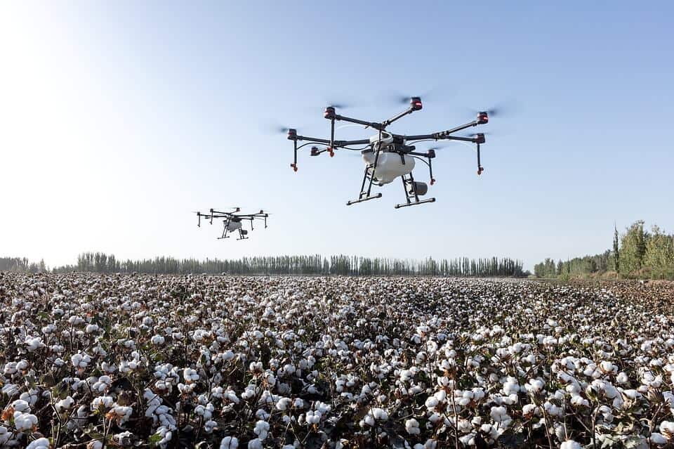Top 5 Best Long-Range Commercial Drones for the Money FEATURED IMAGE