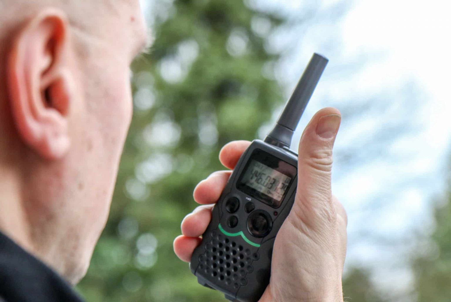 how to make yourself available on walkie talkie