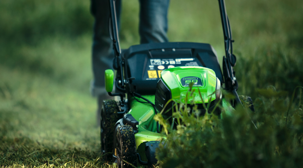 Are Battery Operated Mowers Good for Large Gardens 2024 Guide Sta.ME