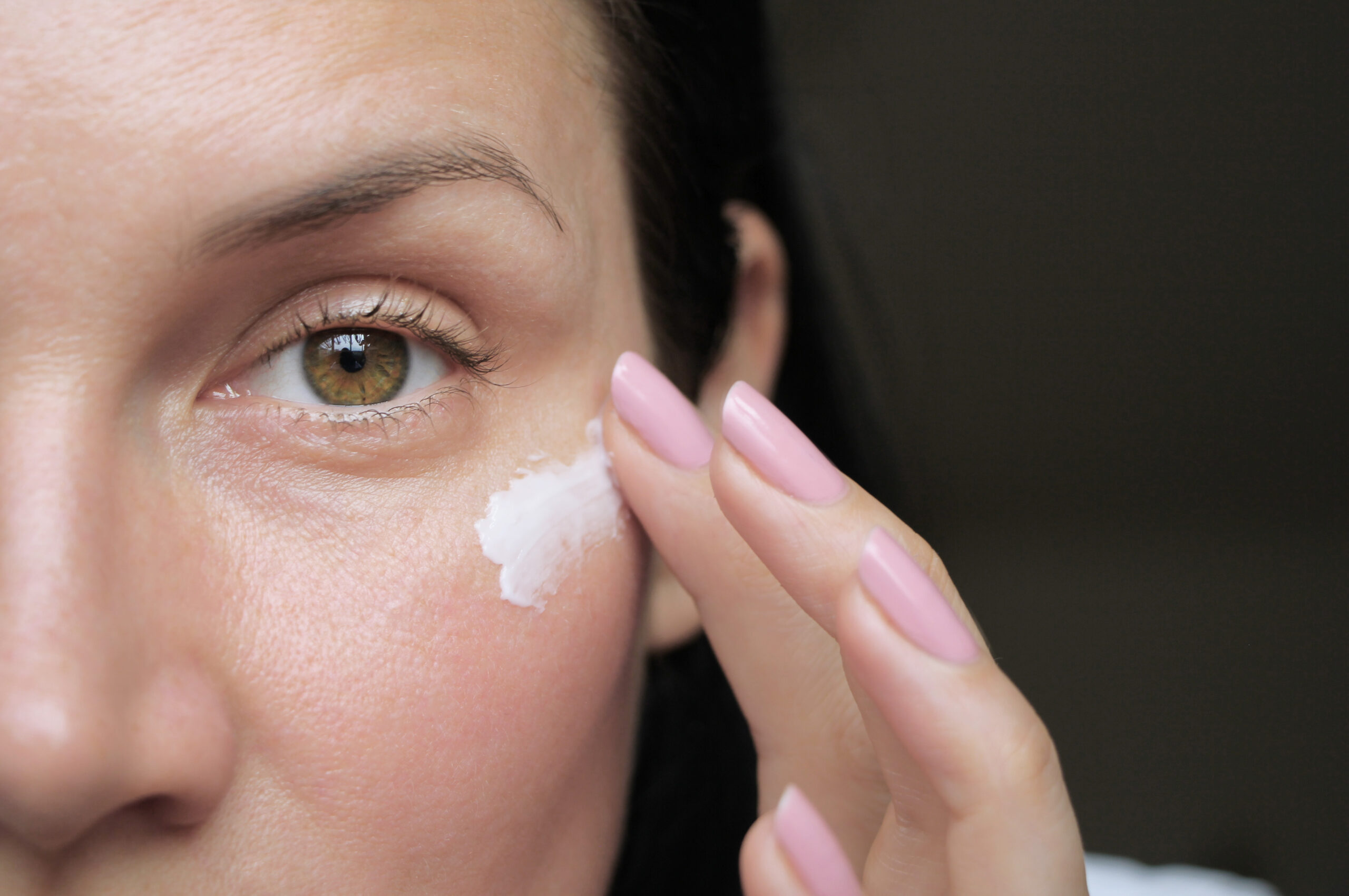 Dermatologists Reveal: Why NourishMax Eye Cream is a Must-Have in Your Skincare Routine