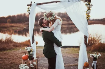 Indoor Versus Outdoor Wedding Venues