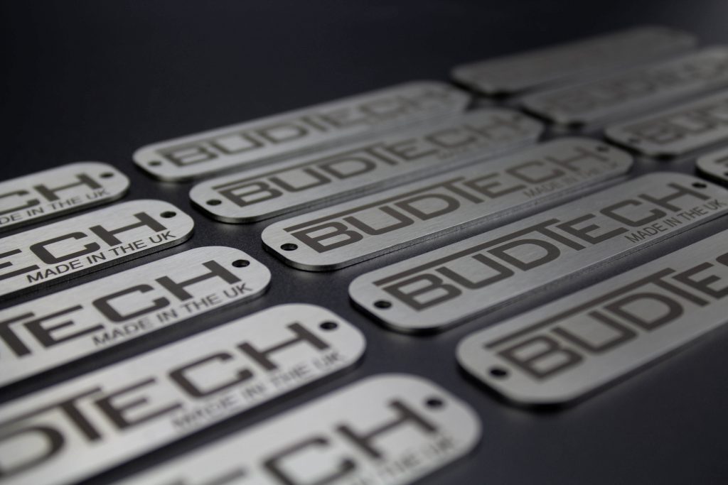 Customizing Metal Nameplates to Reflect Your Brand