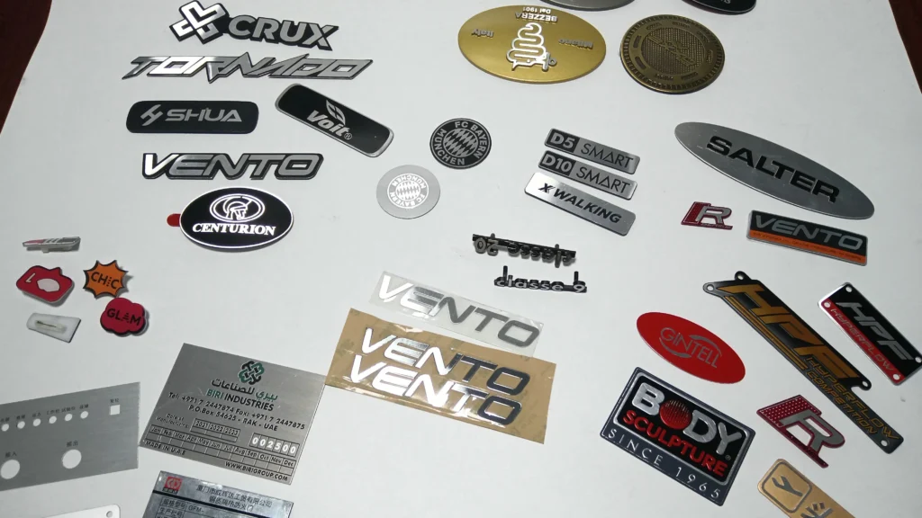 How Metal Nameplates Enhance Product Packaging