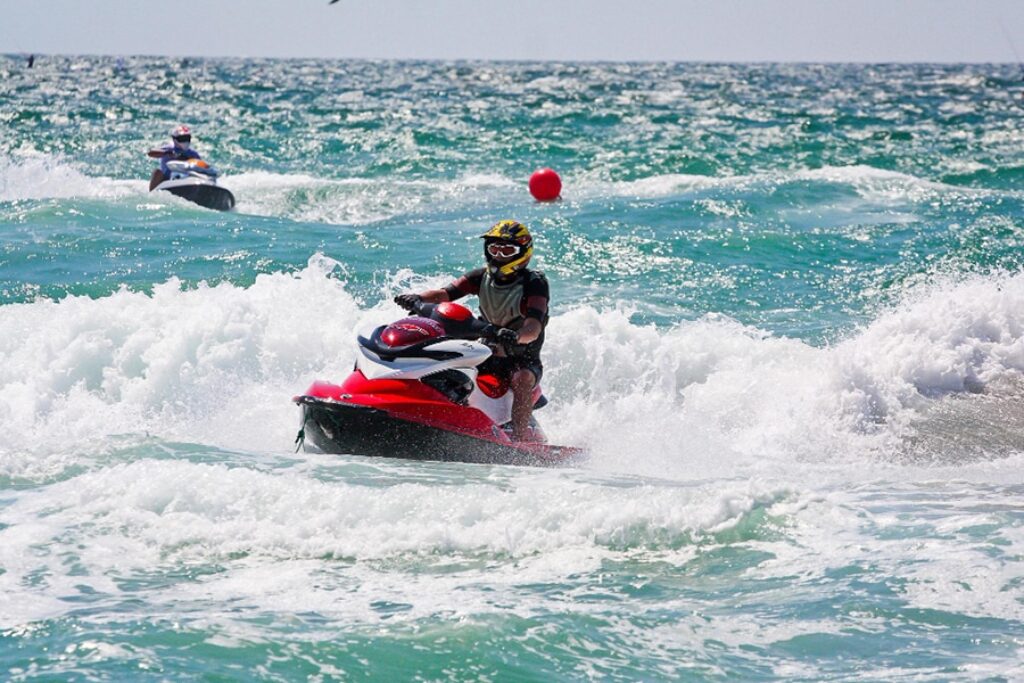 Water sports in Dubai jumeirah beach