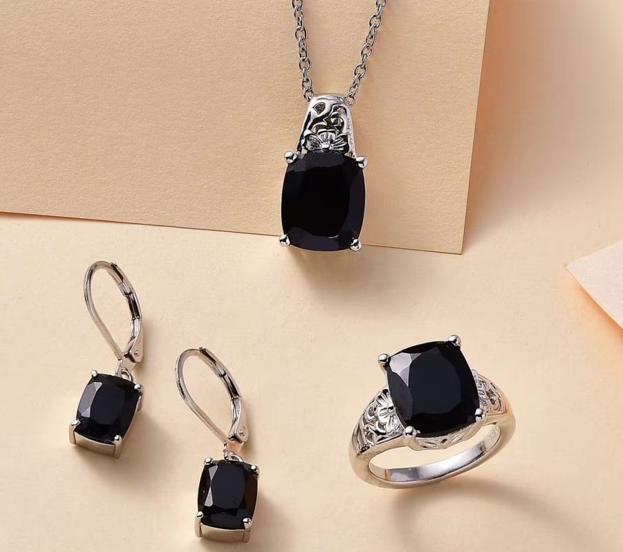 must have jewelry pieces for your collection