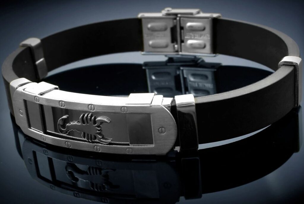 Rubber and steel bracelets