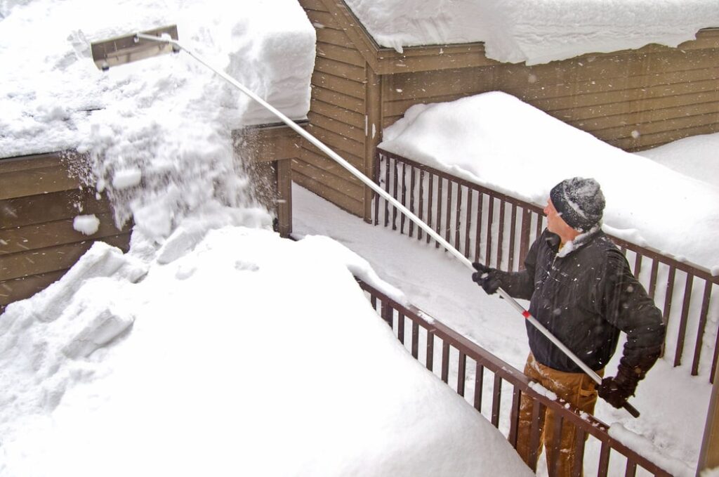 Clearing snow from your roof