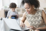 How to Earn Extra Income as a Single Mom Without Adding Stress