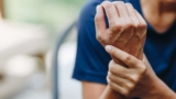 Understanding the Different Types of Joint Pain – Symptoms and Treatment 2024