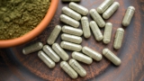 How to Buy Kratom Capsules Online – A Complete Guide 2024