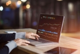 Trading for Newbies: How to Kickstart Your Side Hustle Successfully