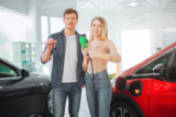 Electric Car Trends: Innovations & Challenges Ahead