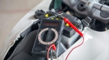 6 Symptoms of Bad Motorcycle Battery – 2024 Guide